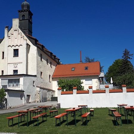 Schloss Weichs Zu Regensburg Mit 2Schlafzimmer Parkplatz Internet 75Qm Zentrum Luaran gambar